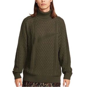 NWT Nike green sweater